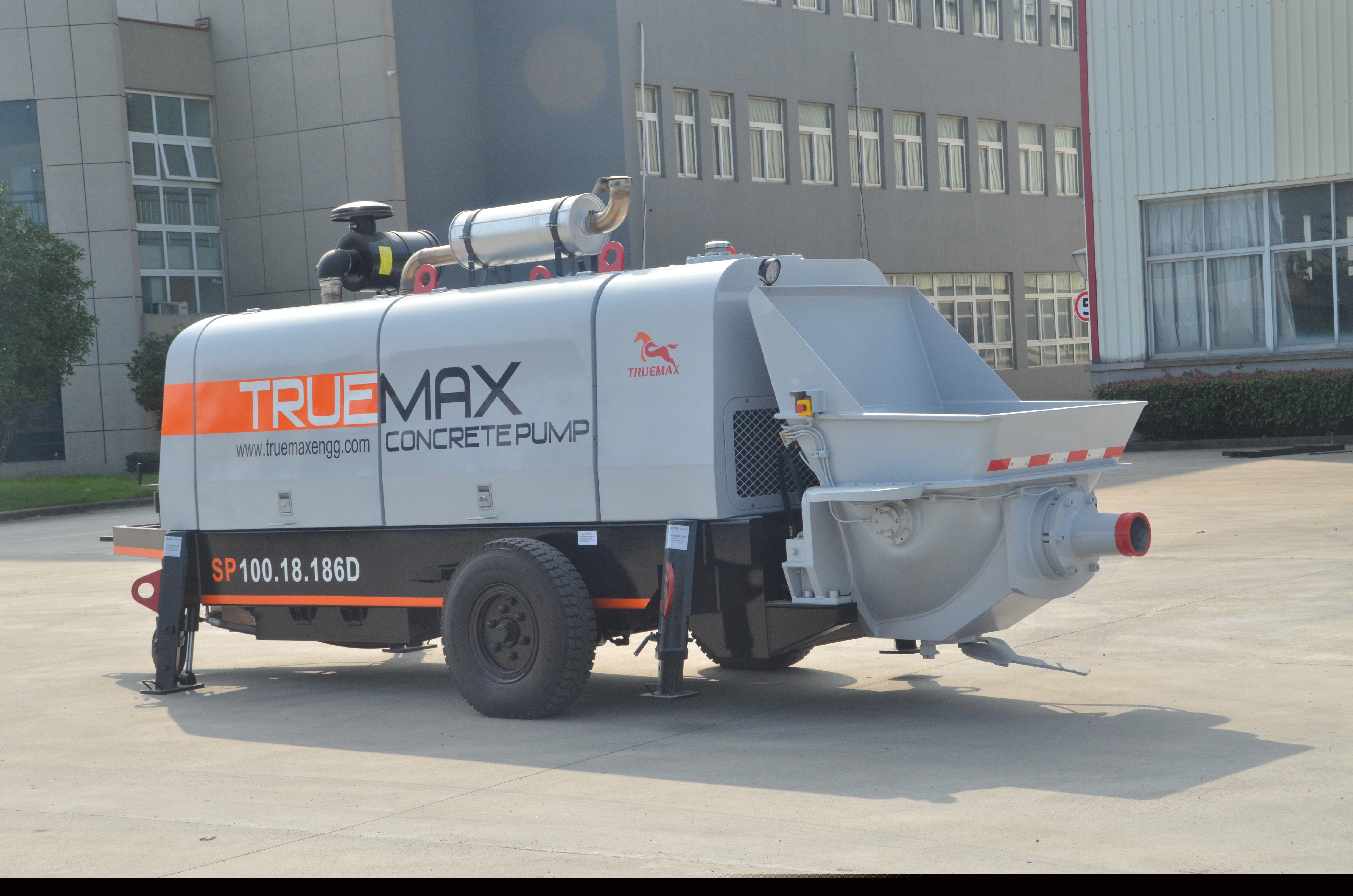 混凝土泵送機(jī) 混凝土泵送機(jī)