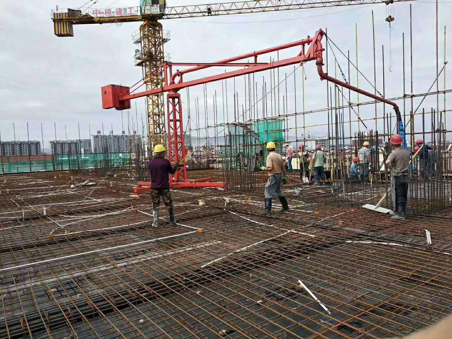 手動(dòng)布料機(jī) 手動(dòng)布料機(jī)