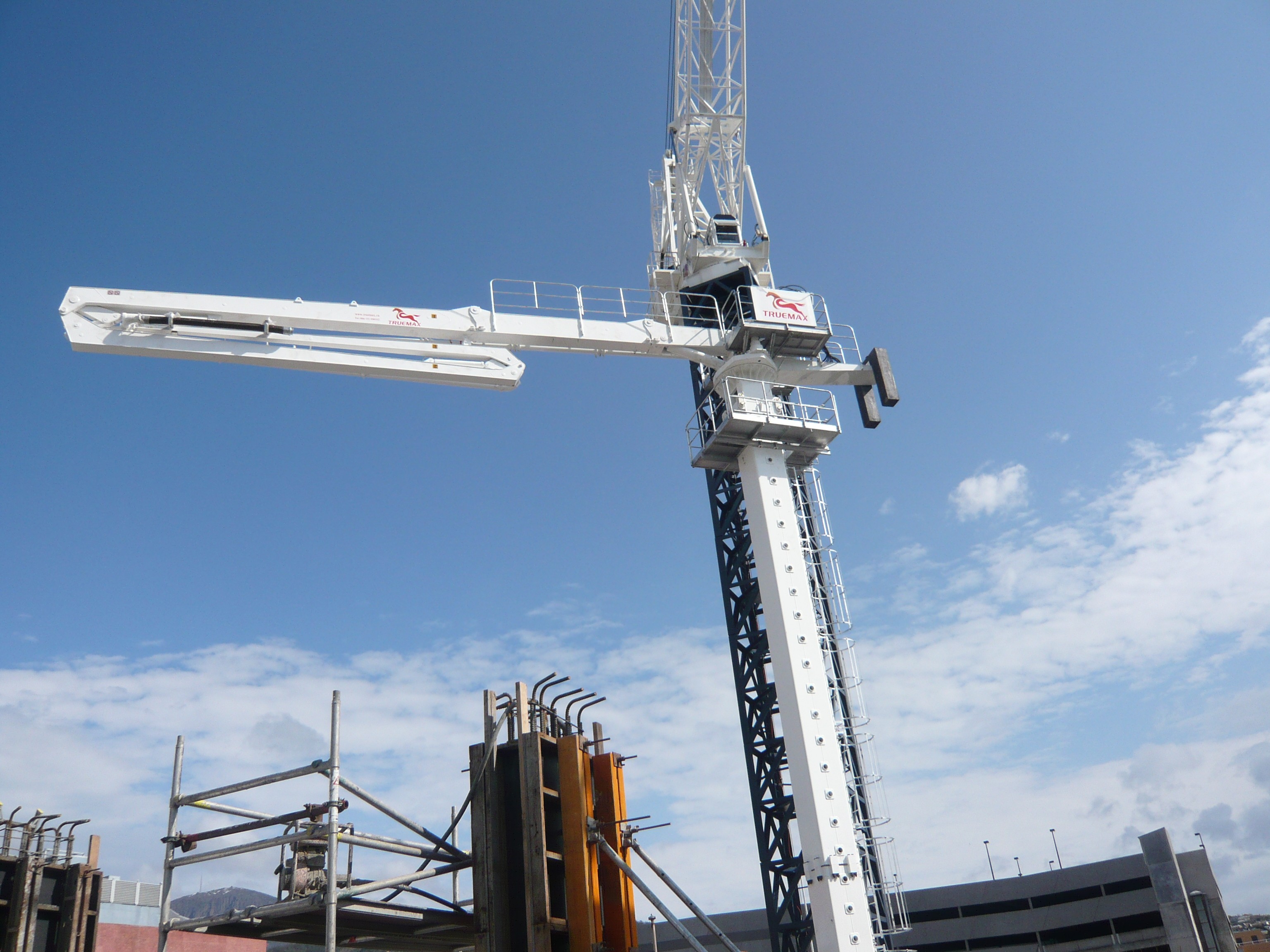 混凝土布料機制造商.jpg 混凝土布料機制造商.jpg